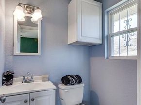 1530  Caravan Trail , Dallas Texas 75241