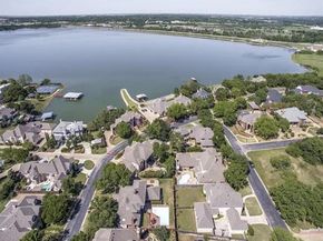 2103  Bay Club Drive , Arlington Texas 76013