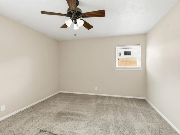 324  Moore Creek Road , Hurst Texas 76053