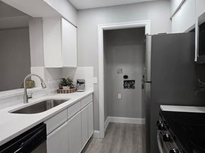 5325  Bent Tree Forest Drive  1129, Dallas Texas 75248