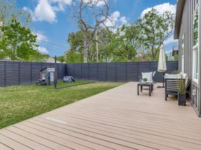 2146  Roanoke Avenue , Dallas Texas 75235
