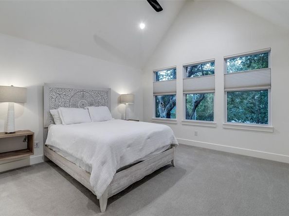 1018  Cristler Avenue , Dallas Texas 75223