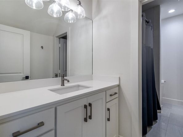 1018  Cristler Avenue , Dallas Texas 75223