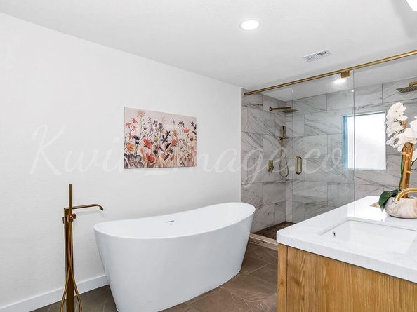 8808  Echo Valley Drive , Dallas Texas 75243