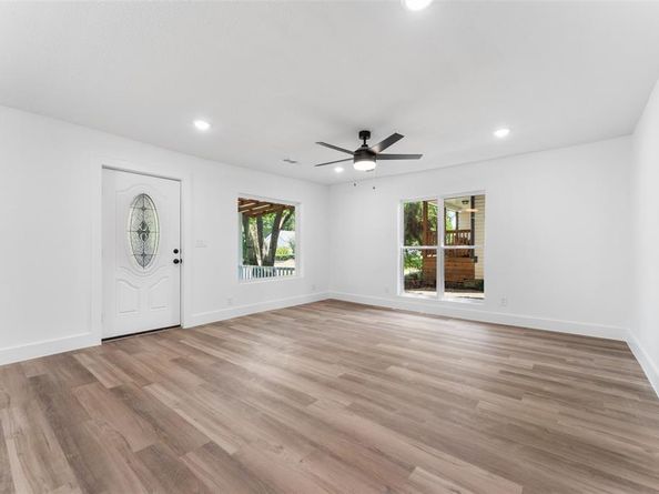 2730 Gladstone, Dallas Texas 75211
