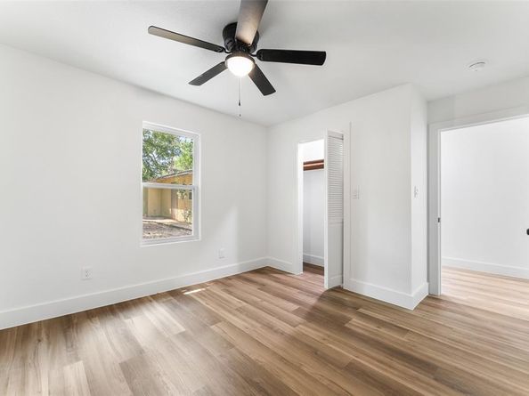 2730 Gladstone, Dallas Texas 75211