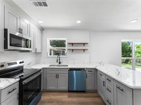 2730 Gladstone, Dallas Texas 75211