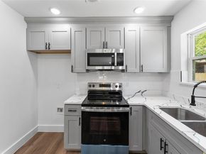 2730 Gladstone, Dallas Texas 75211