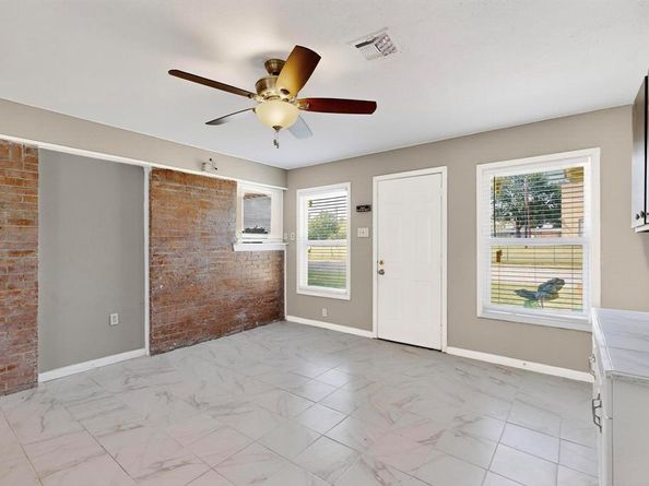 1900  Hilltop Drive , Garland Texas 75042