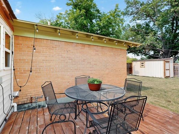 1900  Hilltop Drive , Garland Texas 75042