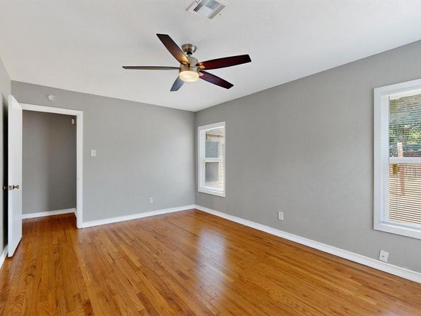 1900  Hilltop Drive , Garland Texas 75042