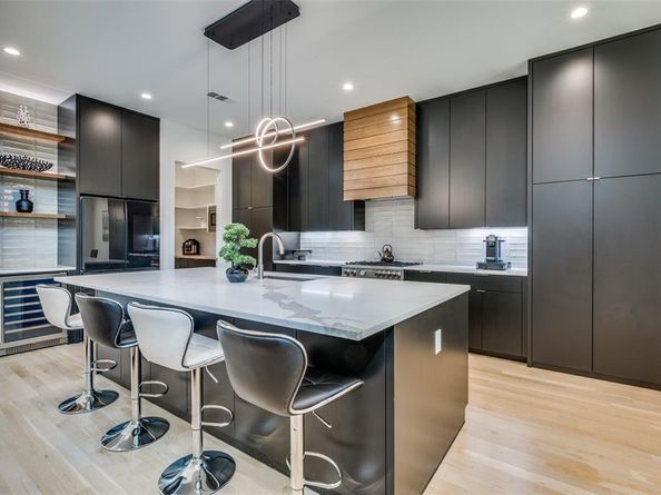 3714  Highgrove Drive , Dallas Texas 75220