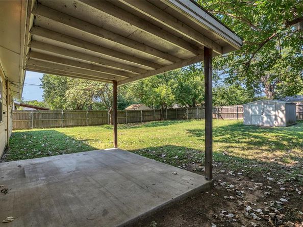 815  Milam Drive , Euless Texas 76039