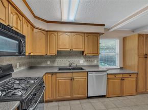 815  Milam Drive , Euless Texas 76039