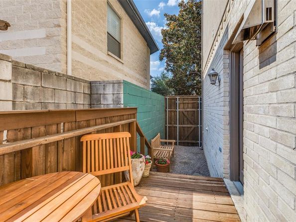 2703  Welborn Street , Dallas Texas 75219