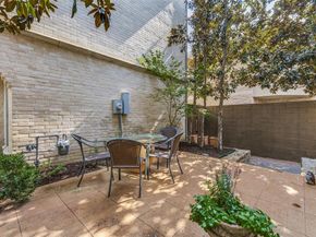 2703  Welborn Street , Dallas Texas 75219