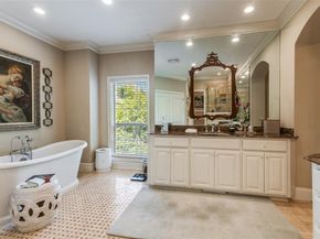 2703  Welborn Street , Dallas Texas 75219