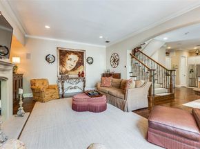 2703  Welborn Street , Dallas Texas 75219
