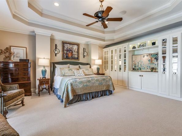 2703  Welborn Street , Dallas Texas 75219