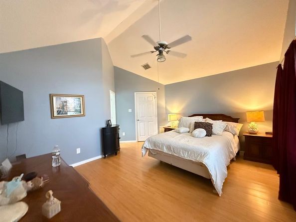 908  Busby Drive , Cedar Hill Texas 75104