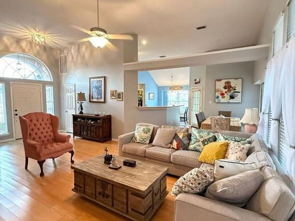 908  Busby Drive , Cedar Hill Texas 75104