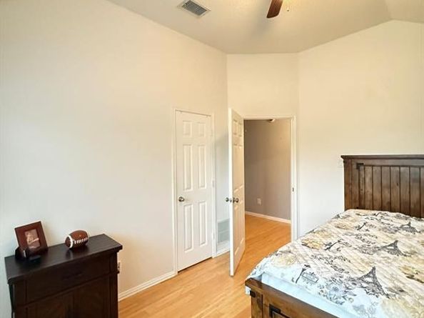 908  Busby Drive , Cedar Hill Texas 75104