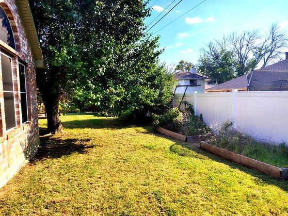 908  Busby Drive , Cedar Hill Texas 75104