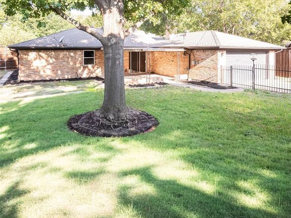2020  Greenbriar Lane , Plano Texas 75074
