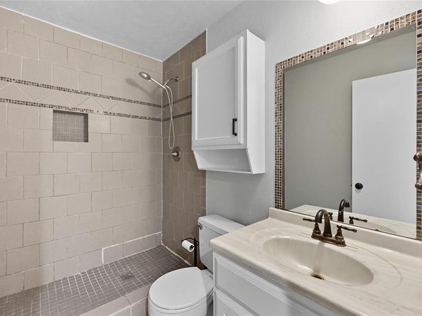 1320  Harvest Glen Drive , Plano Texas 75023