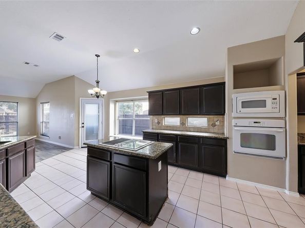 3812  Acacia Trail , The Colony Texas 75056