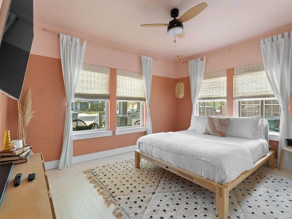 407 S Marlborough Avenue , Dallas Texas 75208