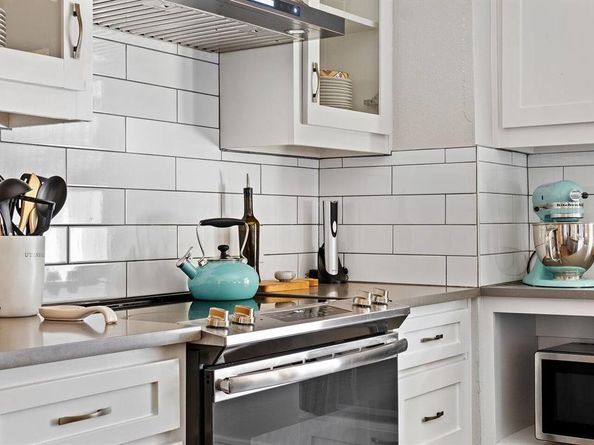 407 S Marlborough Avenue , Dallas Texas 75208