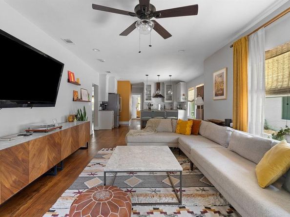 407 S Marlborough Avenue , Dallas Texas 75208