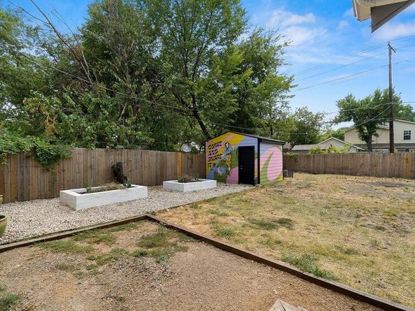 407 S Marlborough Avenue , Dallas Texas 75208