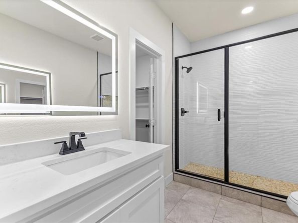 2601  Hutchinson Street , Fort Worth Texas 76106