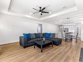 2601  Hutchinson Street , Fort Worth Texas 76106