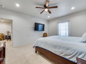 2502  Jeff Street , Dallas Texas 75212