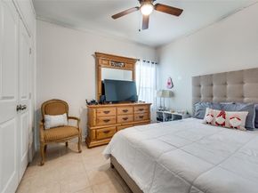 2502  Jeff Street , Dallas Texas 75212