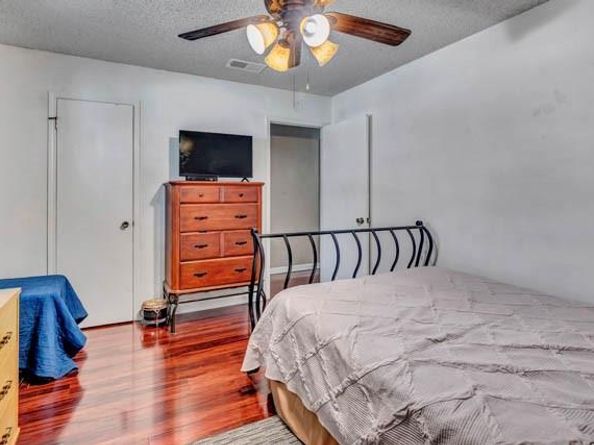 5905  Shamrock Drive , Arlington Texas 76016