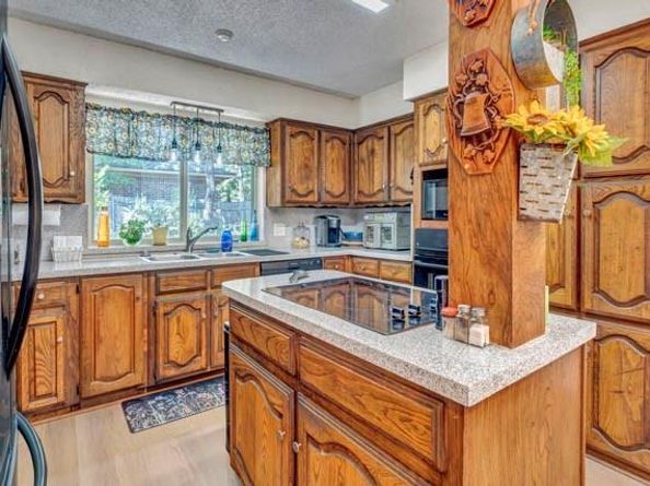 5905  Shamrock Drive , Arlington Texas 76016