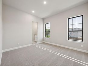 305  Sunset Lane  101, Fort Worth Texas 76114