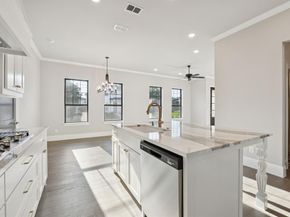 305  Sunset Lane  101, Fort Worth Texas 76114