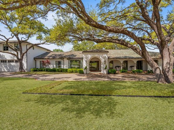 6308  Indian Creek Drive , Fort Worth Texas 76116