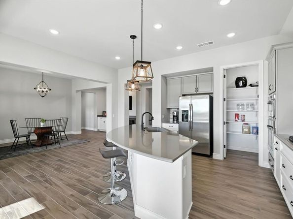 12401  Tuff Trail , Denton Texas 76207