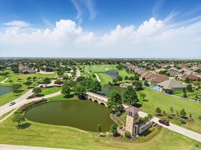 12401  Tuff Trail , Denton Texas 76207