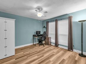 604  Harbor Circle , Azle Texas 76020