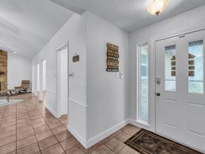 604  Harbor Circle , Azle Texas 76020
