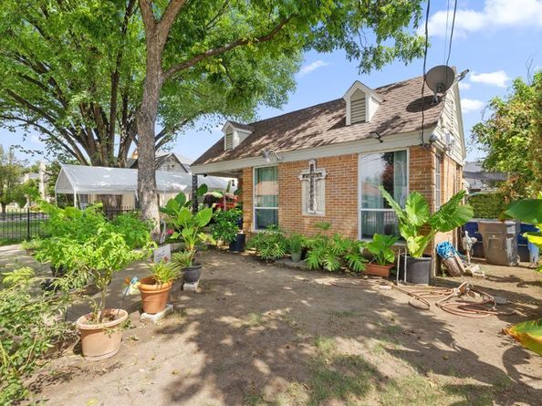 4514  Capitol Avenue , Dallas Texas 75204