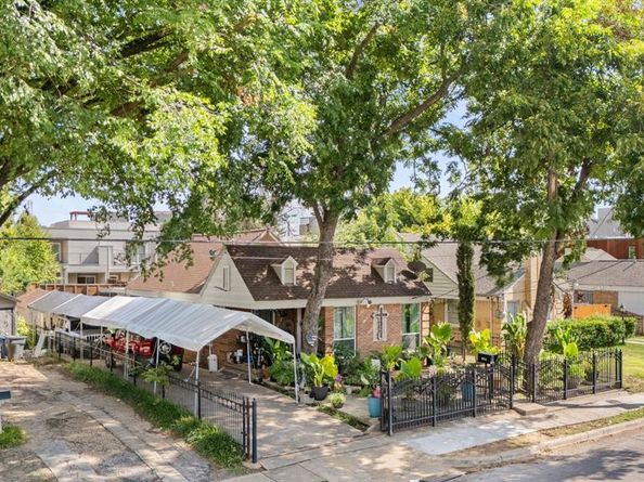 4514  Capitol Avenue , Dallas Texas 75204