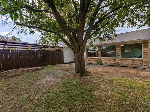 630  Grinnell Drive , Garland Texas 75043